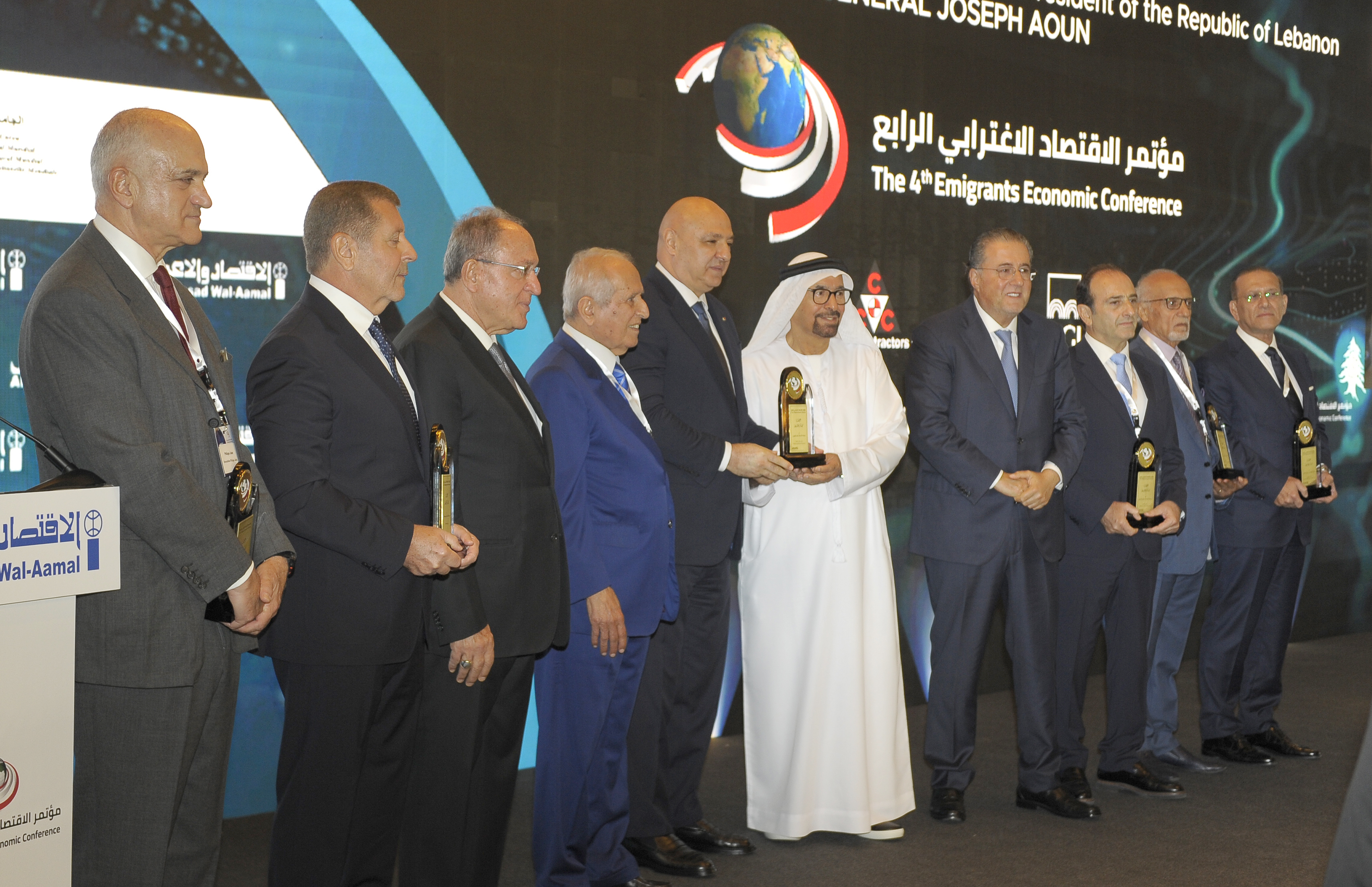 خبر رئيسي يمين